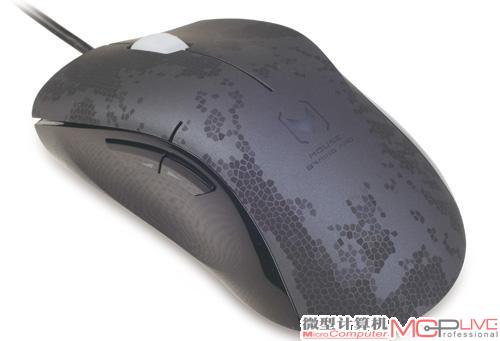 “蝰蛇”附身 雷柏V2X游戏鼠标